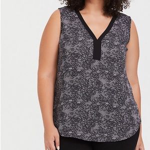 TORRID GREY SKULL LACE GEORGETTE TANK 0